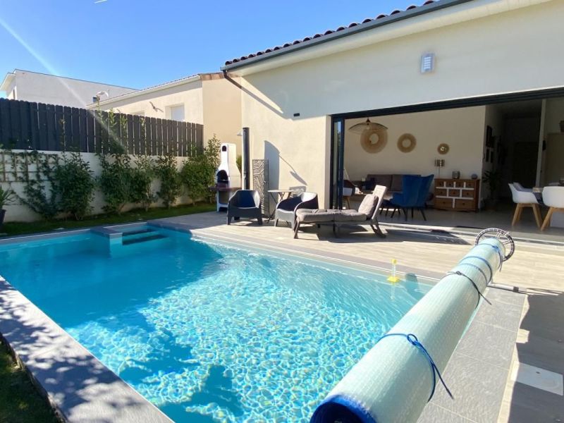 Contemporary house for rent in Nissan-lez-Enserune