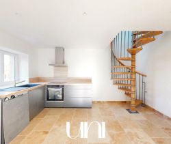 For rent: Brand new 3-bedroom duplex apartment, 66 m², terrace, Caen