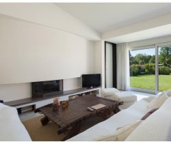 Casa contemporánea en alquiler en Ventabren