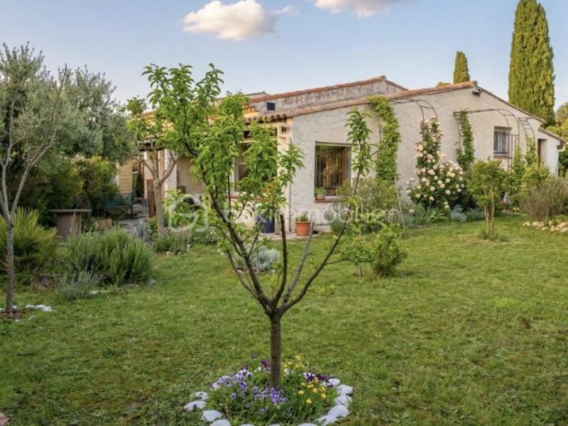 For rent: 4-room house, 98 m², Peymeinade