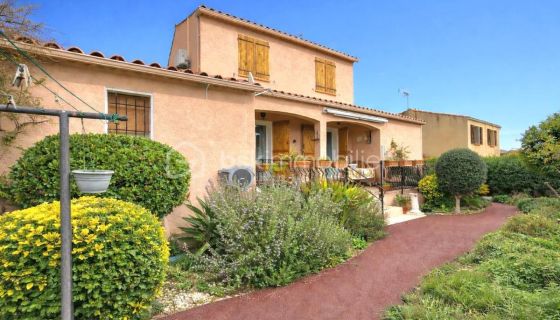 A vendre MAISON  5 PIECES 110 M2 BORD DE MER BALARUC LES BAINS