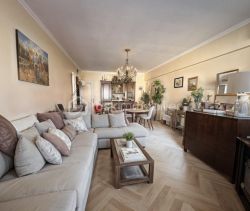 A louer APPARTEMENT T3 67 M2 TERRASSE BORD DE MER NICE