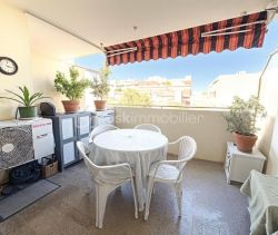 A louer APPARTEMENT T3 67 M2 TERRASSE BORD DE MER NICE