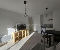 Studio apartment for rent, 22 m², with terrace, Brignoles