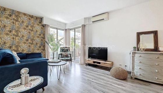 APARTAMENTO DE 2 HABITACIONES 64 M2 CON TERRAZA JUNTO AL MAR CANNES