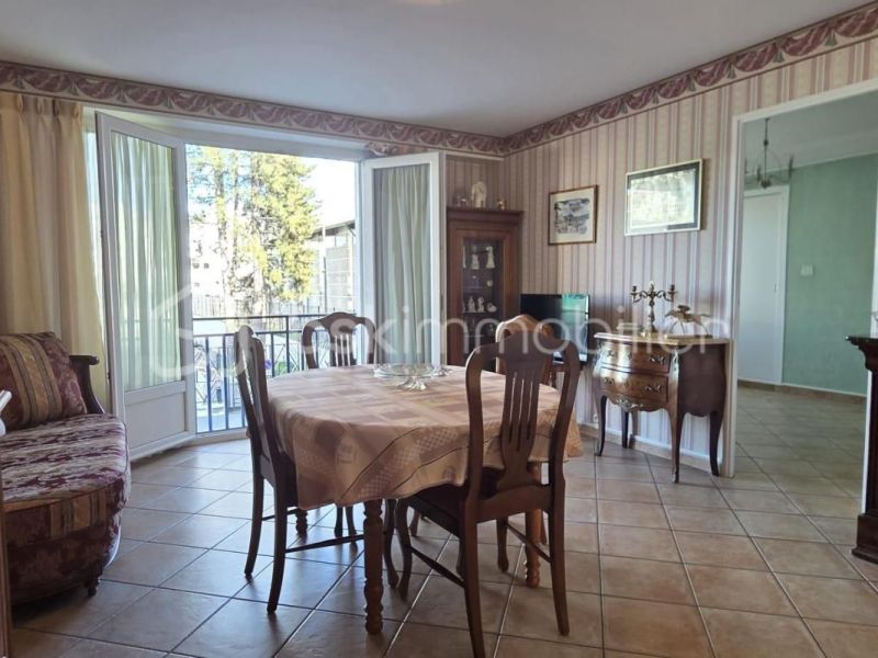 A louer APPARTEMENT T4 75 M2  PAU