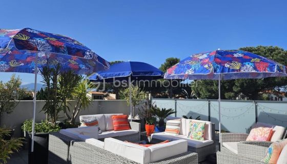 A louer MAISON  6 PIECES 108 M2 BORD DE MER SAINT CYPRIEN