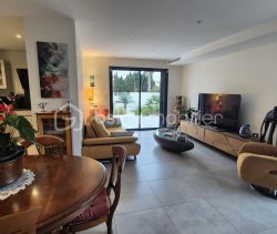 A louer MAISON  6 PIECES 108 M2 BORD DE MER SAINT CYPRIEN