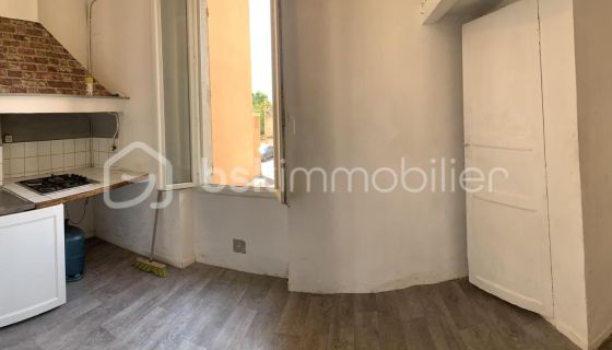 A louer APPARTEMENT T2 32 M2 BORD DE MER TOULON
