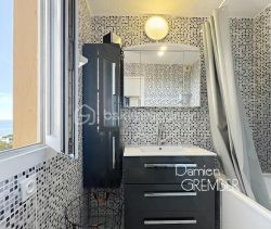 A louer APPARTEMENT T2 31 M2 BORD DE MER SETE