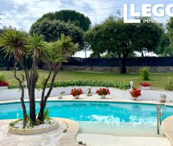 For sale: 4-room house, 178 m², Peymeinade