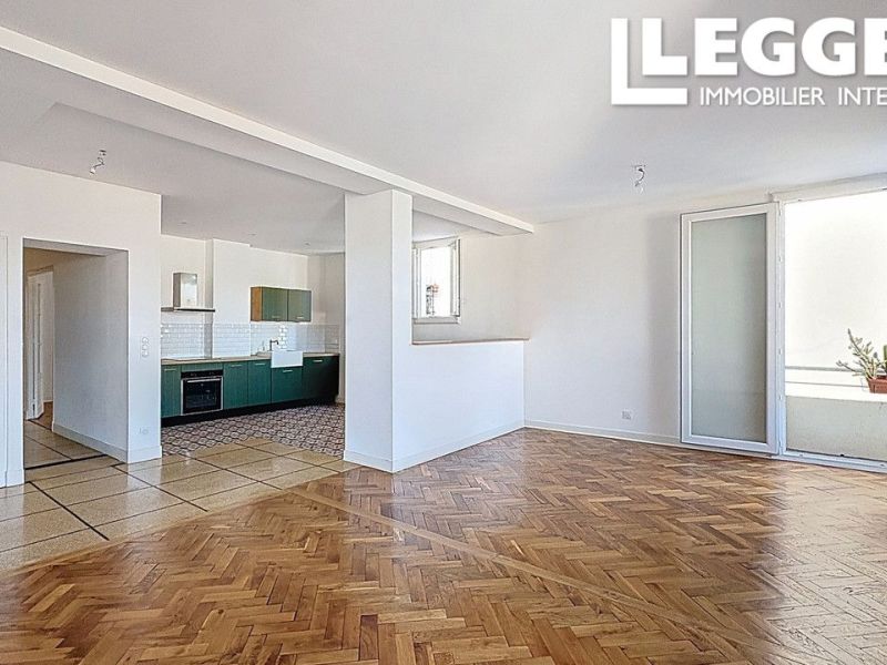 A louer APPARTEMENT T4 100 M2 BORD DE MER NICE