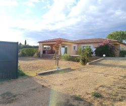 Casa contemporánea en alquiler junto al mar en Narbona