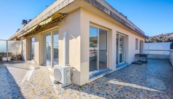 A louer APPARTEMENT T2 51 M2 TERRASSE BORD DE MER NICE