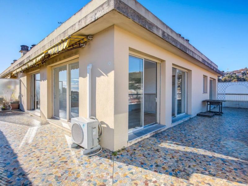 A louer APPARTEMENT T2 51 M2 TERRASSE BORD DE MER NICE