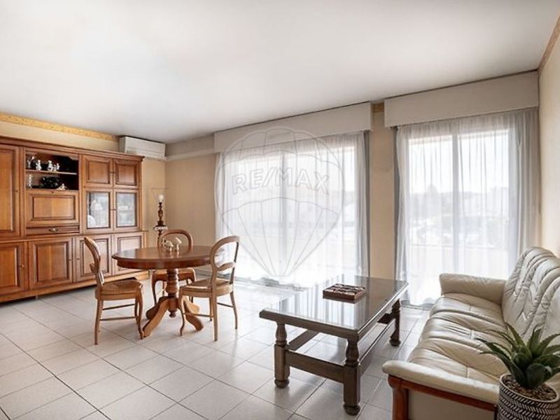 En alquiler: apartamento de 4 habitaciones, 85 m², primera línea de playa, La Seyne-sur-Mer