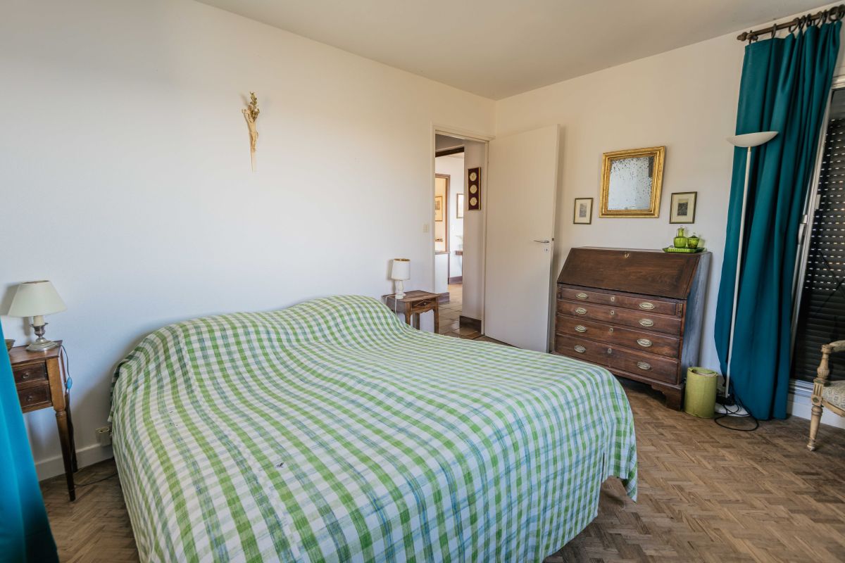 dc83cf0ffc7255b8a11a32f8f7ff465c