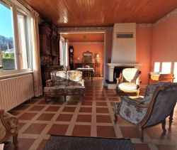 A vendre MAISON  7 PIECES 157 M2  LONGUEVILLE SUR SCIE COMMERCES 