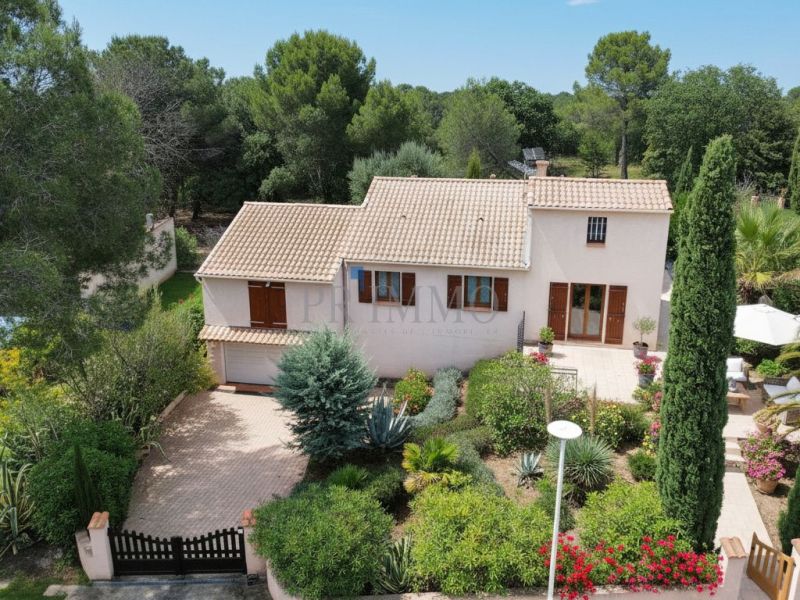A vendre MAISON  4 PIECES 114 M2 BORD DE MER ROQUEBRUNE SUR ARGENS