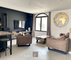 A vendre MAISON  5 PIECES 125 M2 BORD DE MER SAINT GILLES CROIX DE VIE