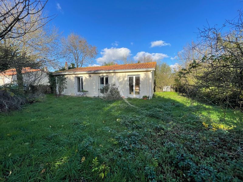 A vendre MAISON  4 PIECES 78 M2  LE BERNARD