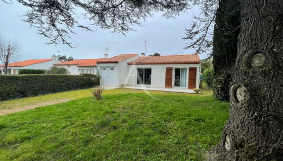 A vendre MAISON  4 PIECES 60 M2 BORD DE MER SAINT VINCENT SUR JARD