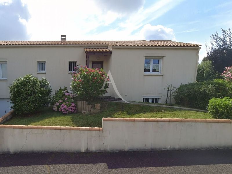 A vendre MAISON  6 PIECES 99 M2 BORD DE MER TALMONT SAINT HILAIRE