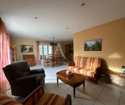 A vendre MAISON  6 PIECES 99 M2 BORD DE MER TALMONT SAINT HILAIRE