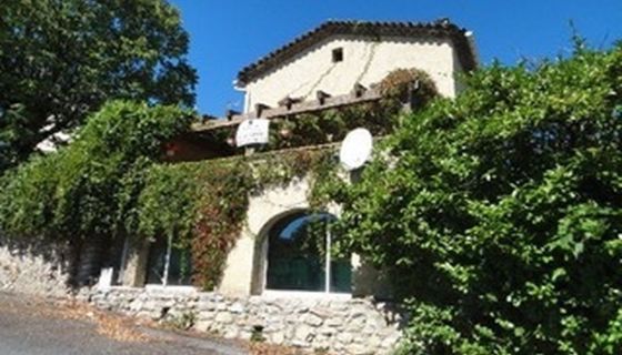 A louer LOFT  5 PIECES 163 M2  ALES