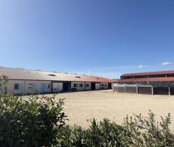 For rent: 5-room apartment, 90 m², terrace, Mallemort