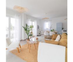 For rent: 4-room duplex apartment, 115 m², terrace, Montpellier