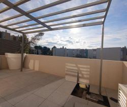 For rent: Brand new 4-bedroom duplex apartment, 94 sq m, terrace, Montpellier
