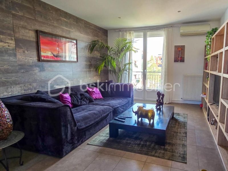 A louer APPARTEMENT T3 55 M2 BORD DE MER SAINT RAPHAEL