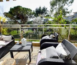 For rent: Luxury 2-bedroom apartment (71 sq m) with terrace, beachfront, Mandelieu-La-Napoule