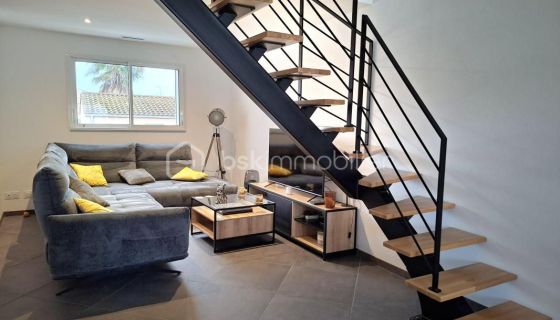 CASA CONTEMPORÁNEA JUNTO AL MAR EN OLONNE-SUR-MER