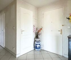 Se alquila apartamento de 5 habitaciones, 106 m², terraza, junto al mar, Hyères