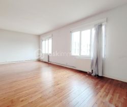 A louer APPARTEMENT T3 92 M2  BORDEAUX