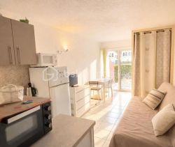 For rent: 1-bedroom apartment, 22 m², terrace, seaside, Le Barcarès