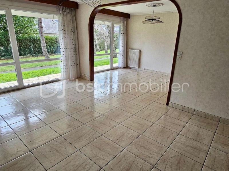 For rent: 5-room apartment, 94 m², terrace, Caen