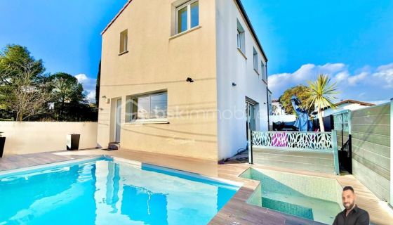 A louer MAISON  5 PIECES 112 M2 BORD DE MER VILLENEUVE LES MAGUELONE