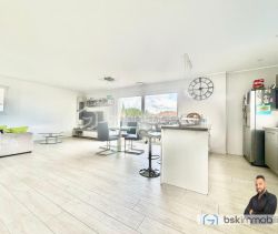 A louer MAISON  5 PIECES 112 M2 BORD DE MER VILLENEUVE LES MAGUELONE