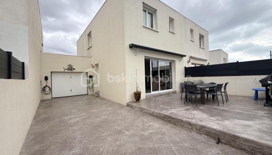 A vendre MAISON  4 PIECES 90 M2 BORD DE MER FRONTIGNAN