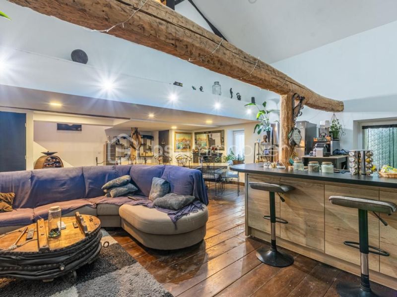 A louer LOFT  7 PIECES 160 M2  BRIGNOLES