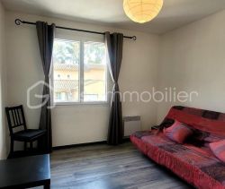 A louer APPARTEMENT T3 62 M2 TERRASSE BORD DE MER LA GARDE