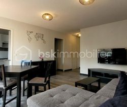 A louer APPARTEMENT T3 62 M2 TERRASSE BORD DE MER LA GARDE