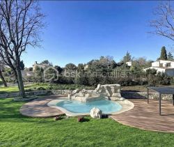 Contemporary house for sale in Roquefort-les-Pins