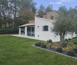 Contemporary house for sale in Roquefort-les-Pins