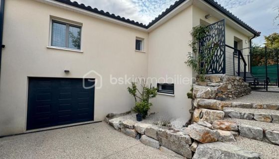 CASA CONTEMPORÁNEA SAN ANDRÉ DE SANGONIS