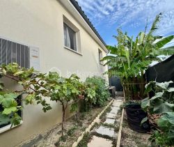 Casa contemporánea en alquiler en Saint-André-de-Sangonis