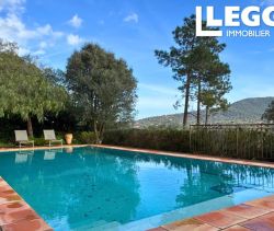 For sale: 5-room house in Le Plan de la Tour